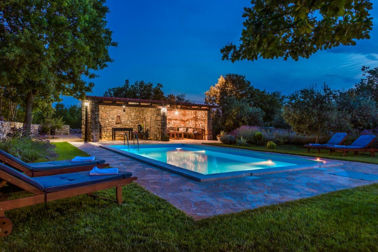 הוילה Bogatić Rural House Kod Slapa מראה חיצוני תמונה